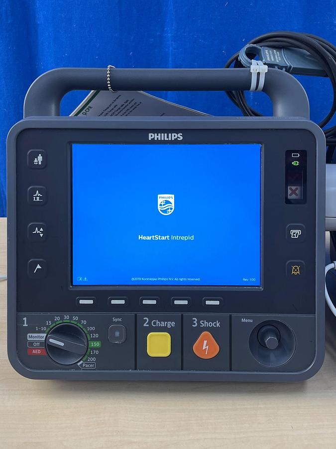 Used Philips HeartStart Intrepid Defibrillator YOM: 2019 