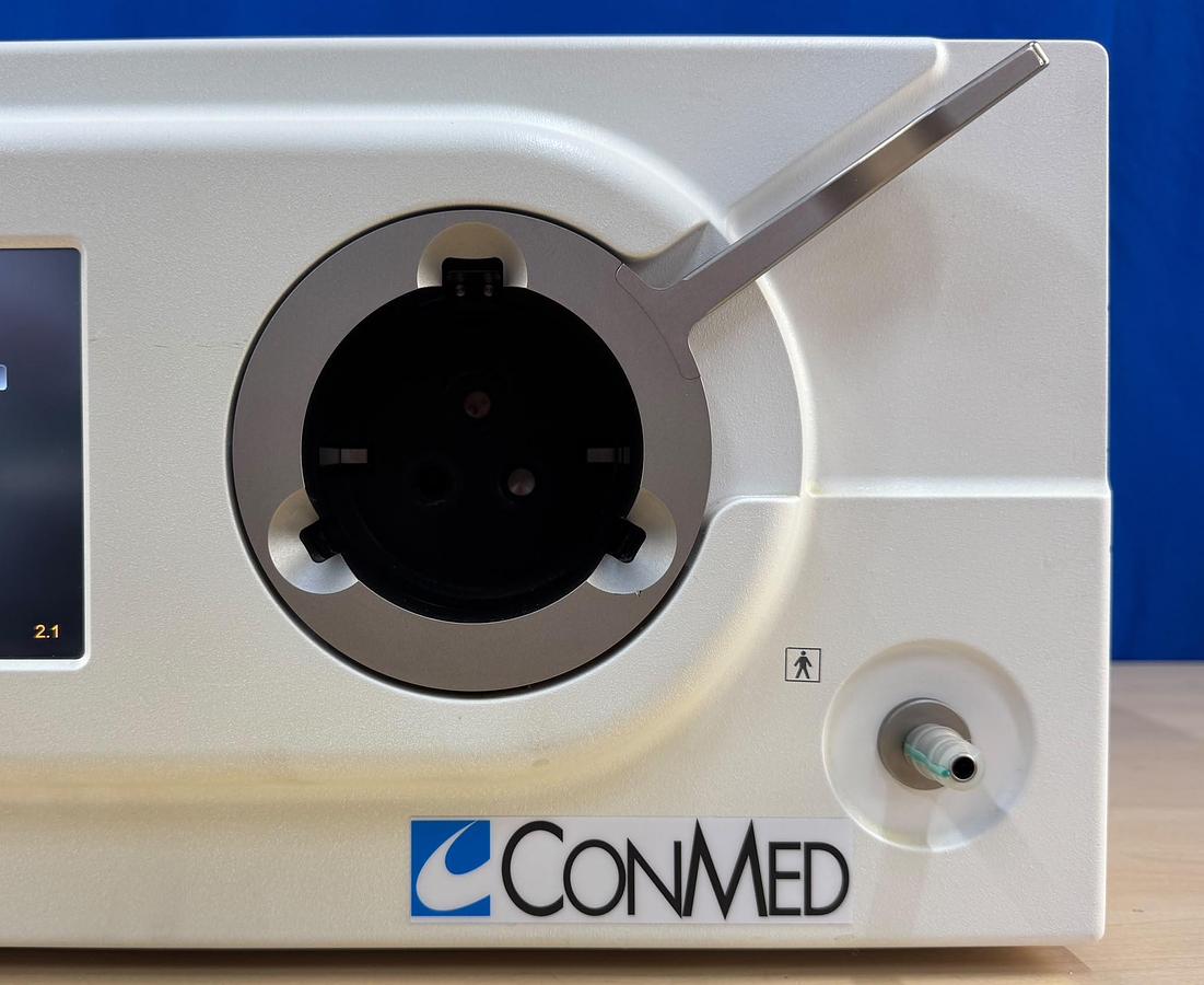 Used ConMed Airseal I.F.S Intelligent Flow System REF: AS-iFS2 / F121 EU YOM: 2019