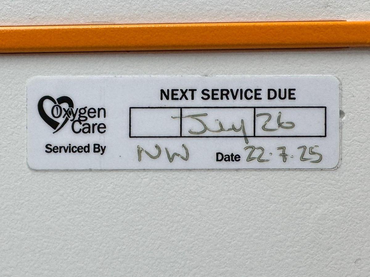 Used Smith & Nephew System Sony LED Monitor 26 Inch YOM: 2018 Smith & Nephew 660HD-E Image Management System YOM: 2021 Smith & Nephew LENS Integrated HD System YOM: 2018  Karl Storz Electronic Endoflator 264305 20  Smith & Nephew HD Camera Head 