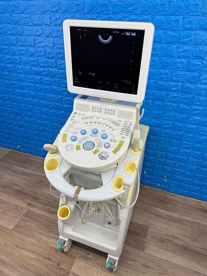 Used Hitachi HI Vision Avius Ultrasound  YOM: 2011   Probes  - EUP-C715 YOM: 2011 - EUP-V53W YOM: 2011 