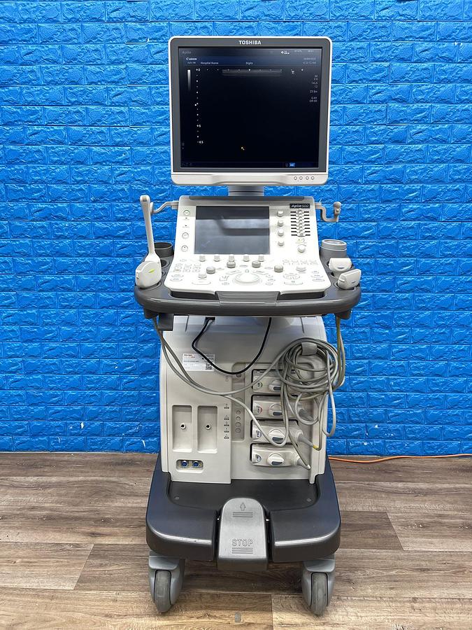 Used Toshiba Ultrasound Aplio 500 YOM: 2015