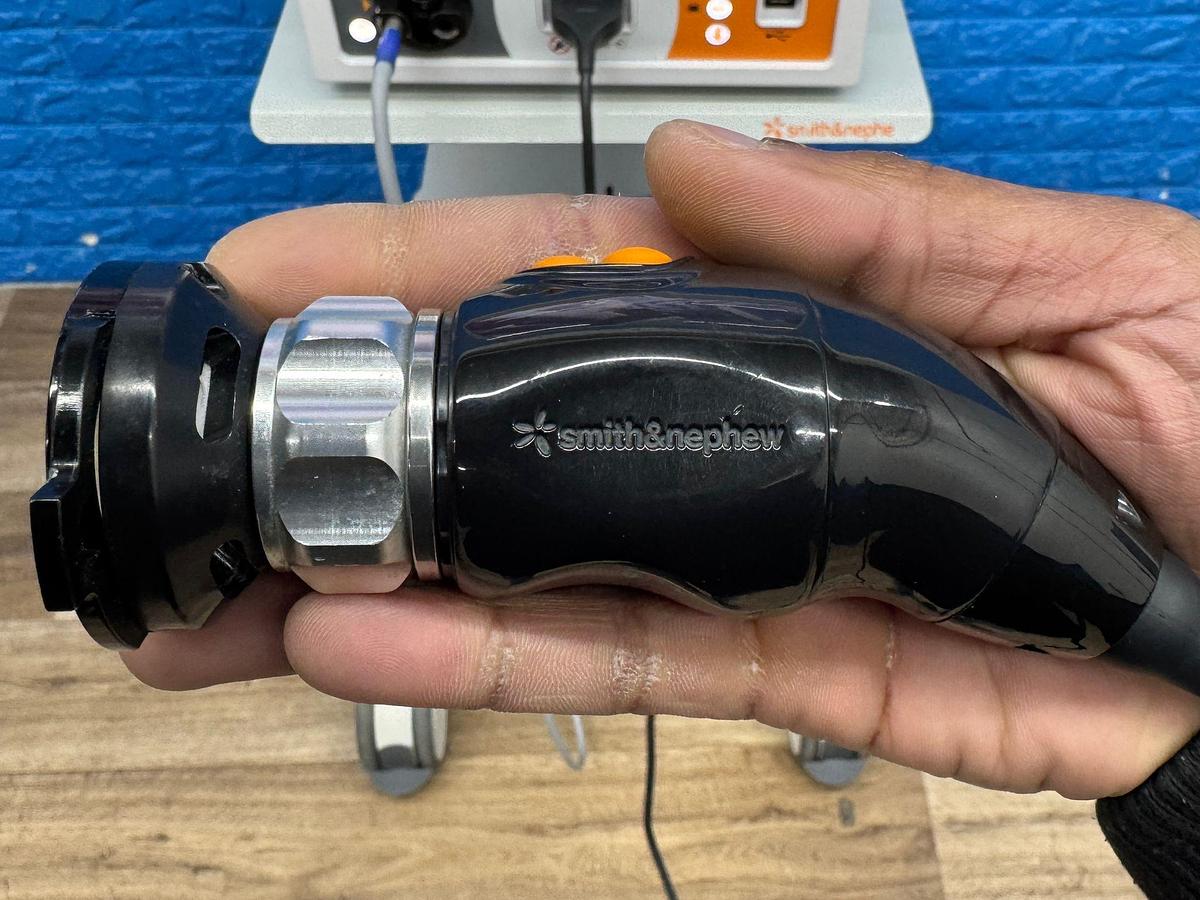 Used Smith & Nephew System Sony LED Monitor 26 Inch YOM: 2018 Smith & Nephew 660HD-E Image Management System YOM: 2021 Smith & Nephew LENS Integrated HD System YOM: 2018  Karl Storz Electronic Endoflator 264305 20  Smith & Nephew HD Camera Head 