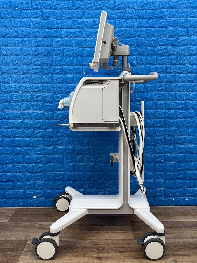 Used Dräger V500 Ventilator  YOM: 2013 