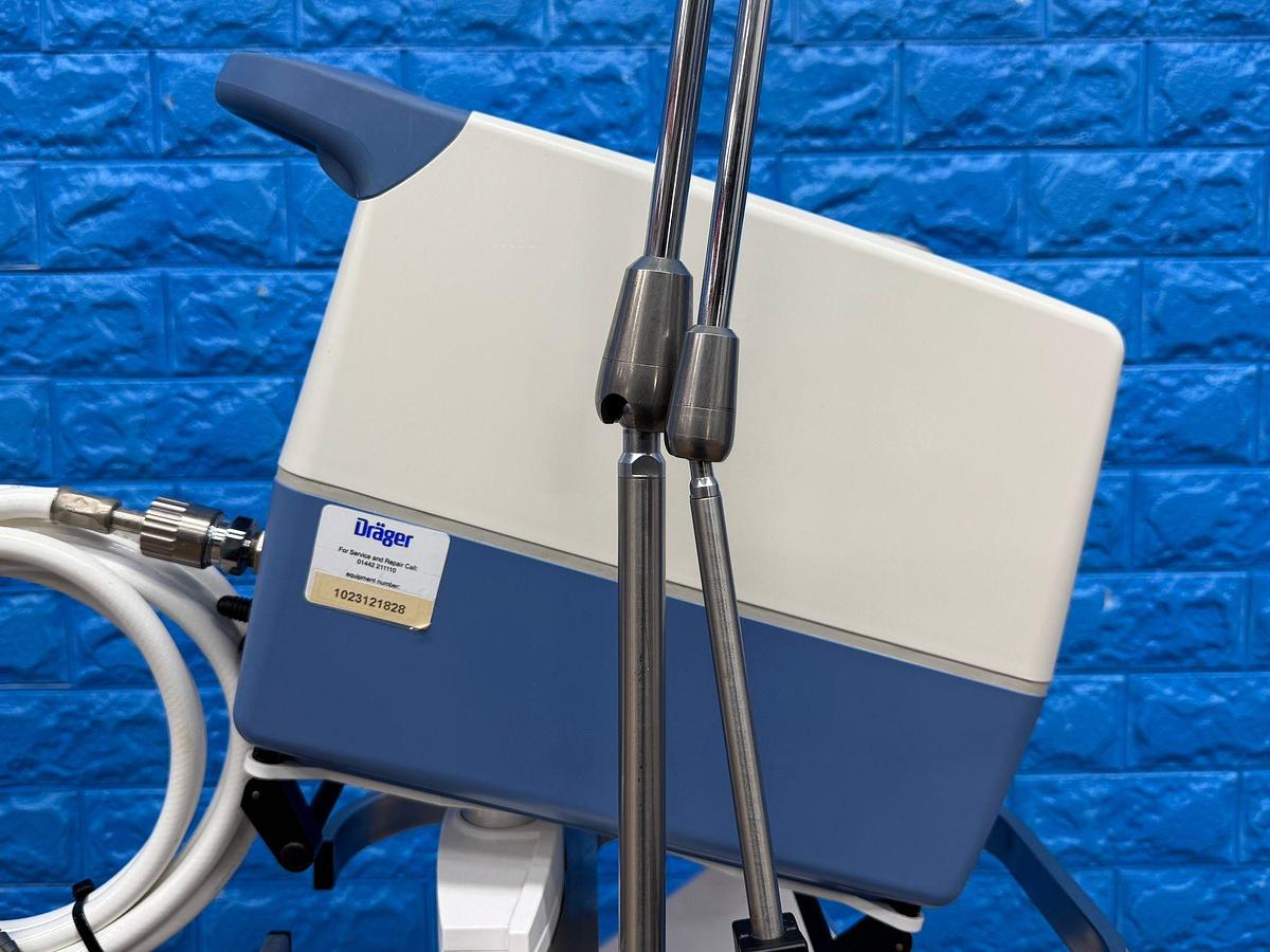 Used Dräger Carina Ventilator  Hours: 52 YOM: 2018 
