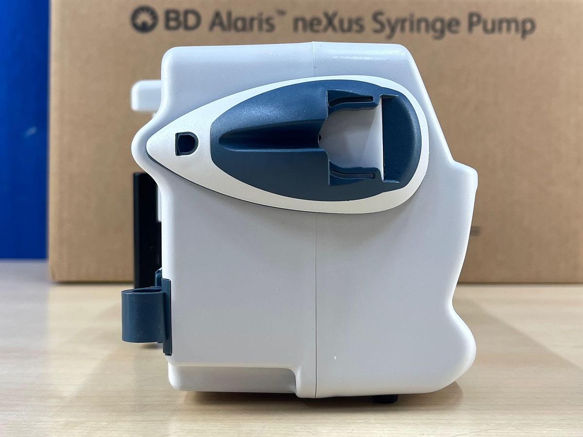 BD Alaris Nexus CC Syringe Pump REF: CCneXus1-S YOM: 2022 (Brand New)