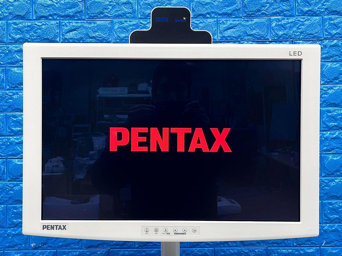 Used Pentax tower Pentax Processor : EPK- i7000 YOM: 2013 Include Pentax OS-A61 Foot Switch  Sony Colour Printer  Water Bottle