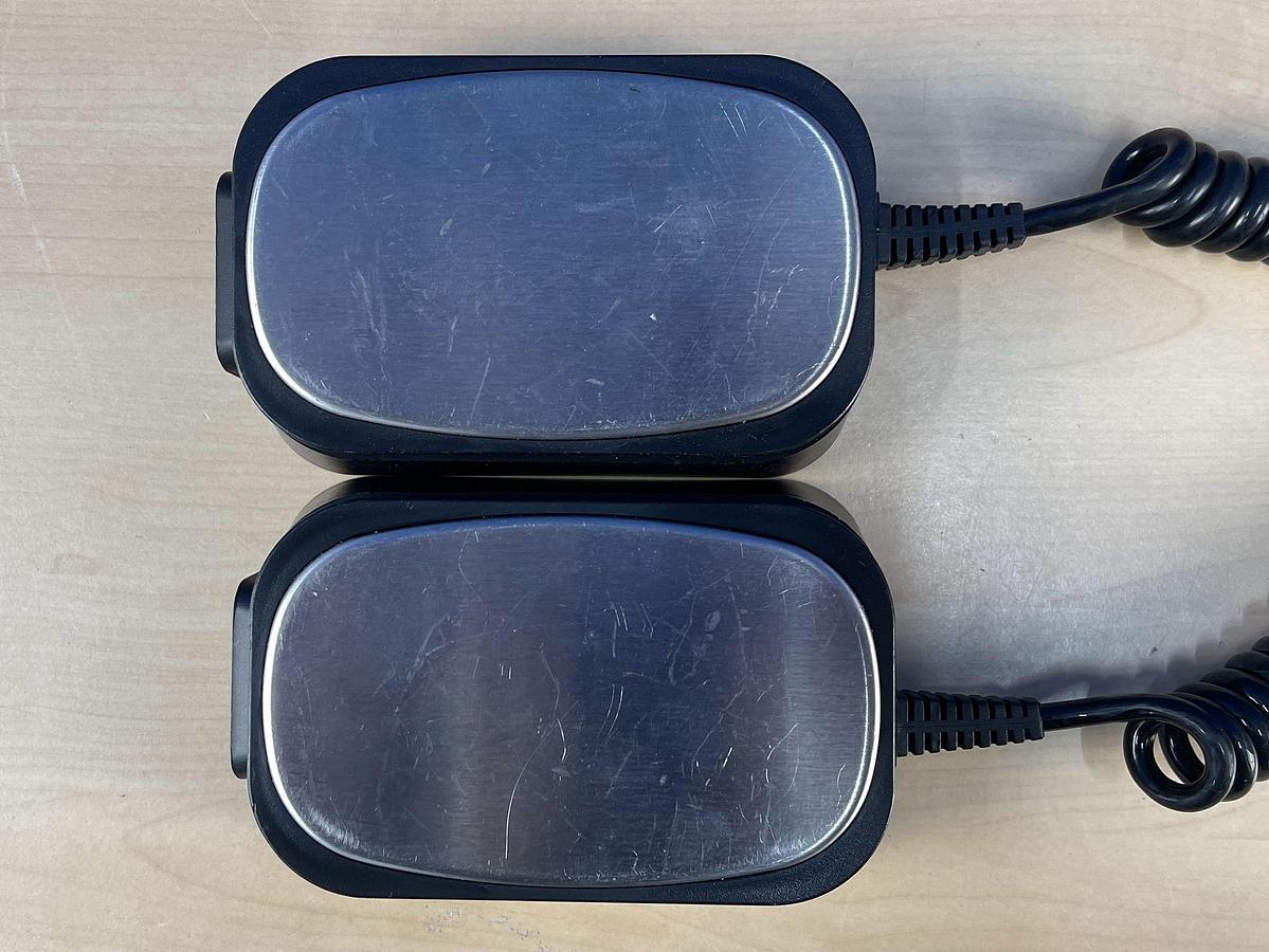 Used Medtronic Physio-Control Paddles Defibrillator REF: 3207051-000 YOM: 2009