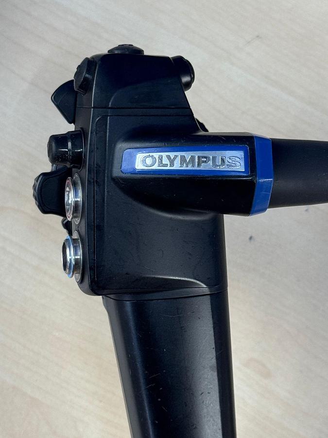 Used Olympus Evis X1 CV-1500 Endoscopy with Gastro GIF-HQ190 / Colono CF-HQ190L Includes: Olympus Evis X1 CV-1500 Processor Olympus MAJ-1921 Keyboard Olympus OFP-2 Flushing Pump Olympus UCR Gas Insufflator with hose Olympus MAJ-901 Water Bottle Olympus GIF-HQ190 Gastroscope with case and Air/Water/Suction valve Olympus CF-HQ190L Long Colonoscope with case and Air/Water/Suction valve
