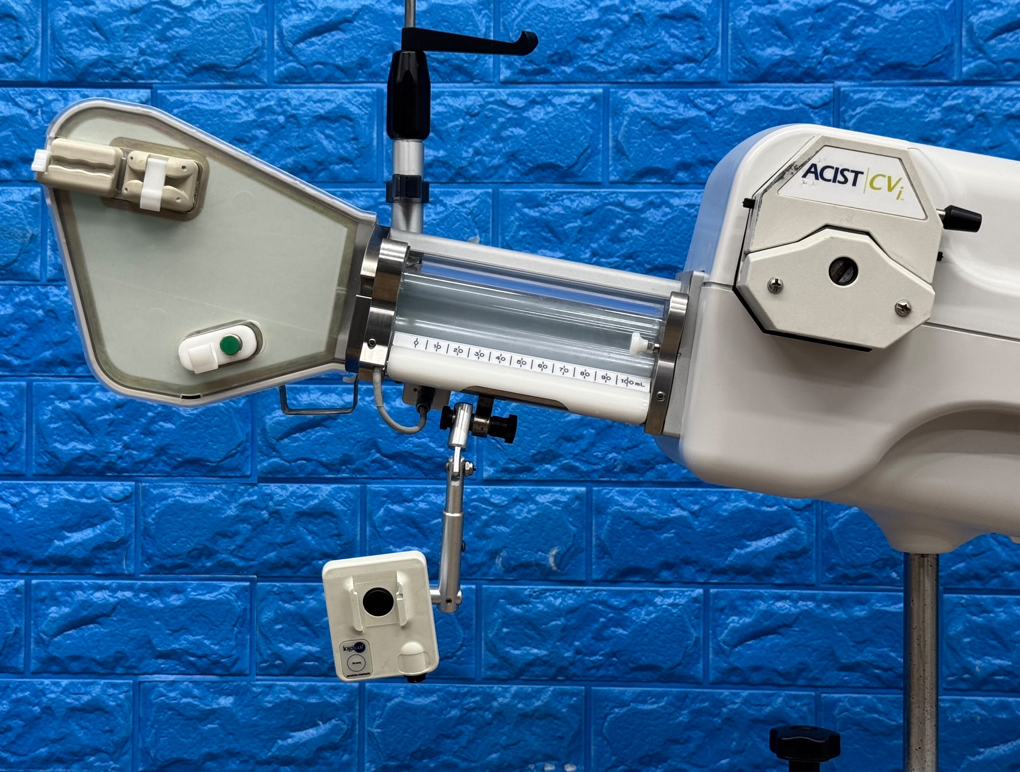Used Bracco Acist CVi Injector System YOM: 2012