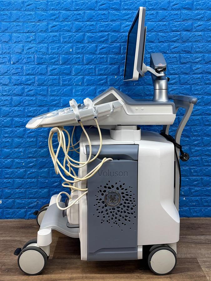 Used GE Voluson E8 Ultrasound YOM: 2019  