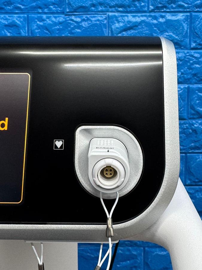 Used Ethicon GEN 11 YOM: 2020 Include Foot Switch