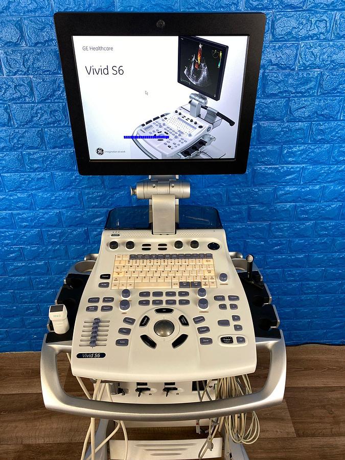 Used GE VIVID S6 YOM: 2013 Includes: M4S Cardiac Probe
