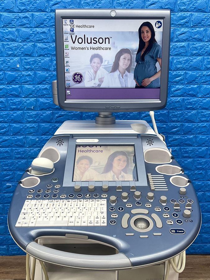 Used GE Datex Ohmeda Voluson E6 Ultrasound YOM: 2015 Probes RAB6-D YOM: 2015 IC5-9-D YOM: 2015