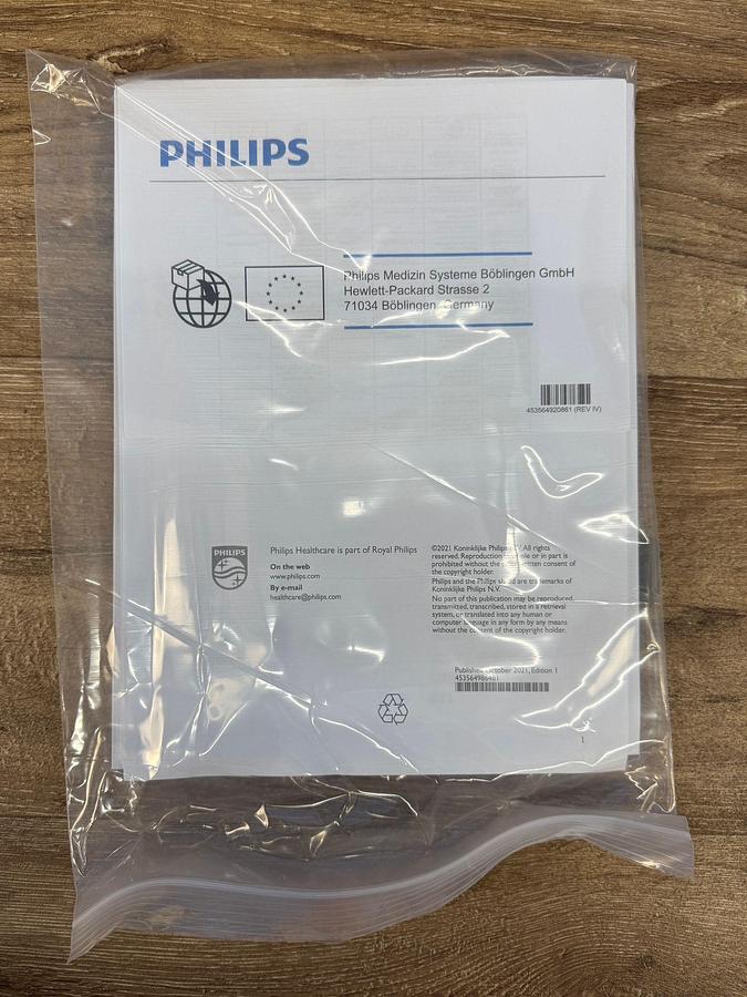 Used Philips Efficia External Paddles  Reference: 989803196431 YOM: 2025 -5 Units
