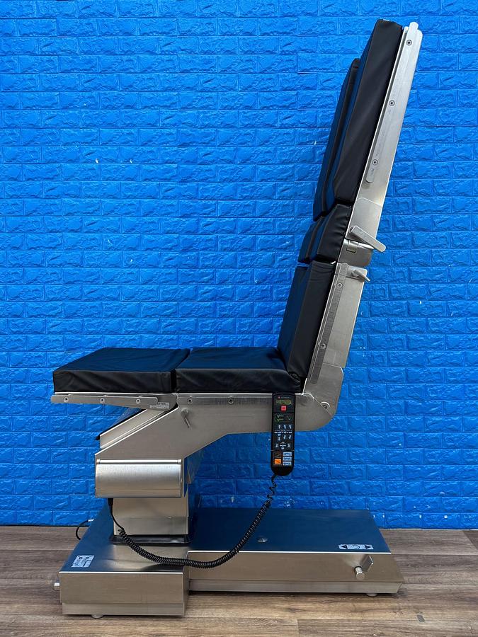 Used Schaerer Axis Table REF: Axis 500 YOM: 2008