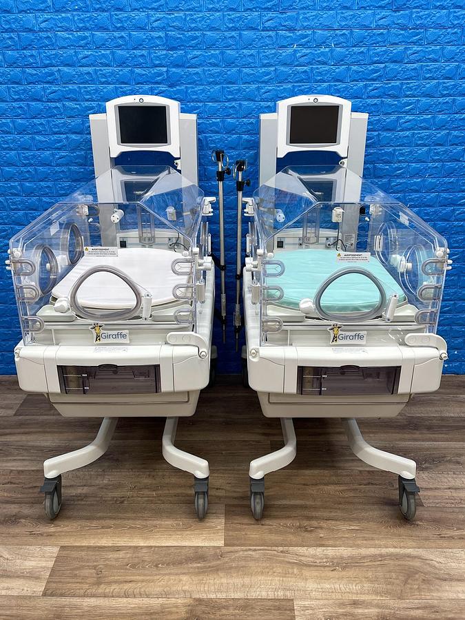 Used GE Giraffe YOM: 2018 Infant Incubator