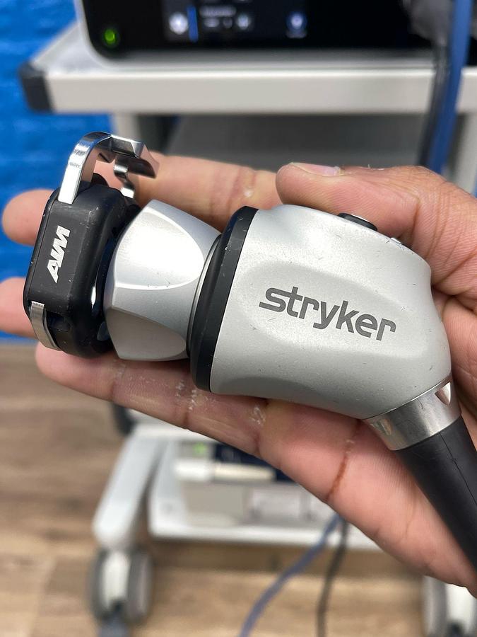 Used Stryker 1688 4K Tower  Lcd Monitor 4k 32” YOM: 2021