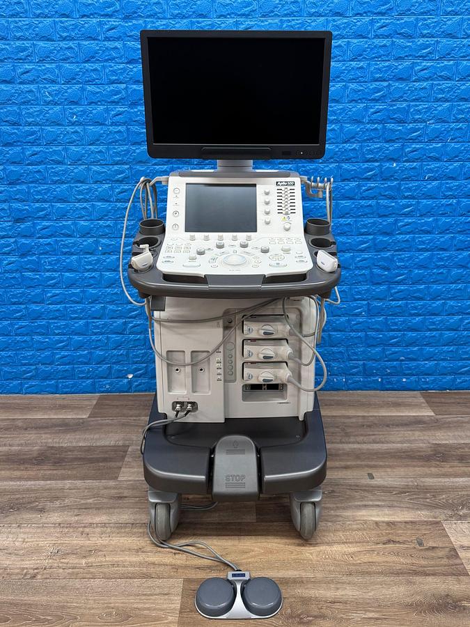 Used Toshiba Aplio 500 Ultrasound with 3x probes YOM: 2019