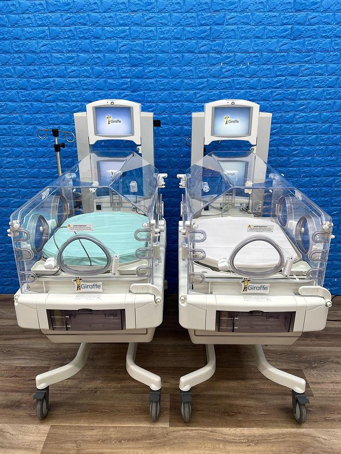 Used GE Giraffe Infant Incubator, YOM:2018, YOM:2018