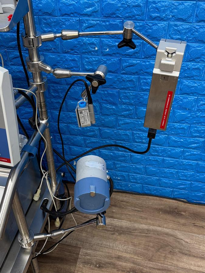 Used LivaNova Sorin Stockert S5 Heart Lung machine 2x S5 RP150 Pumps 2x S5 DRP85 Dual Pumps Sorin CP5 Sorin SP6 Bubble Detector SN: 28E03054 YOM: 2013