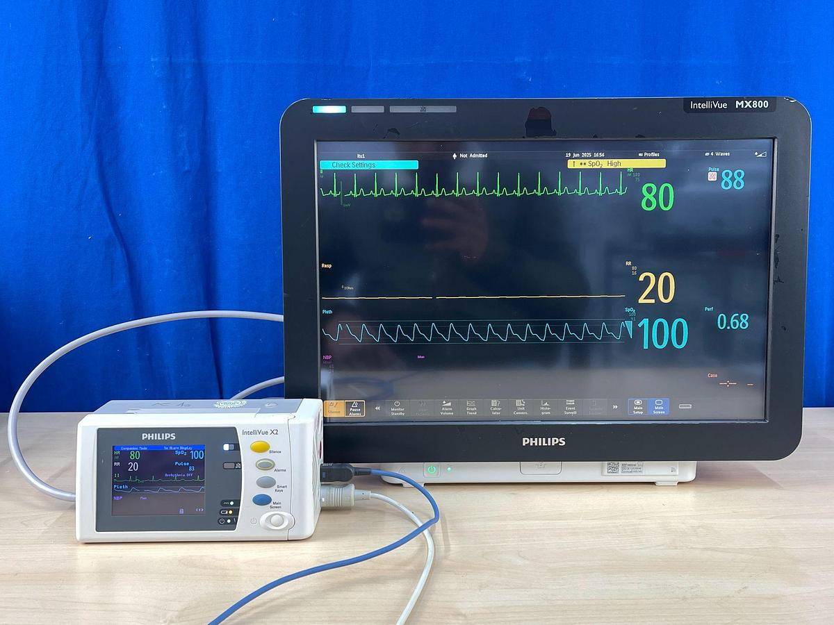 Used Philips IntelliVue MX 800 Patient Monitor  YOM: 2013