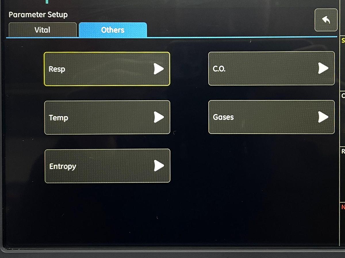 Used GE B125 Patients Monitor YOM: 2020 Include E-miniC Gass Module Without battery.