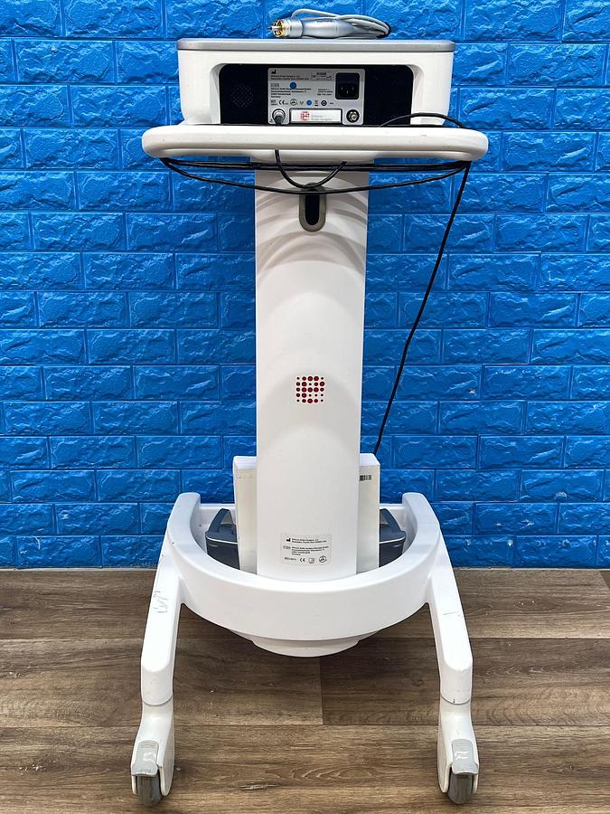 Used ETHICON GEN 11 YOM: 2011  With Ethicon Harmonic Hand Piece