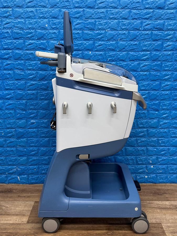 Used Sorin Xtra Auto Transfusion System REF: 75220 YOM: 2013 SN: BO22976  L13 Include Sorin Xvac Pump REF: 75306 YOM: 2015 SN: BO27119N15