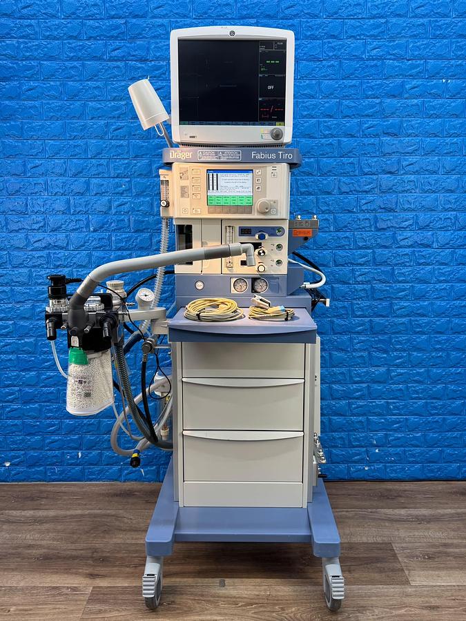 Used Dräger Fabius Tiro YOM: 2011 SN: ASCC-0212 Include GE B650 Patient Monitor YOM: 2013 SN: SEW13244968HA With SPO2 & ECG Cables