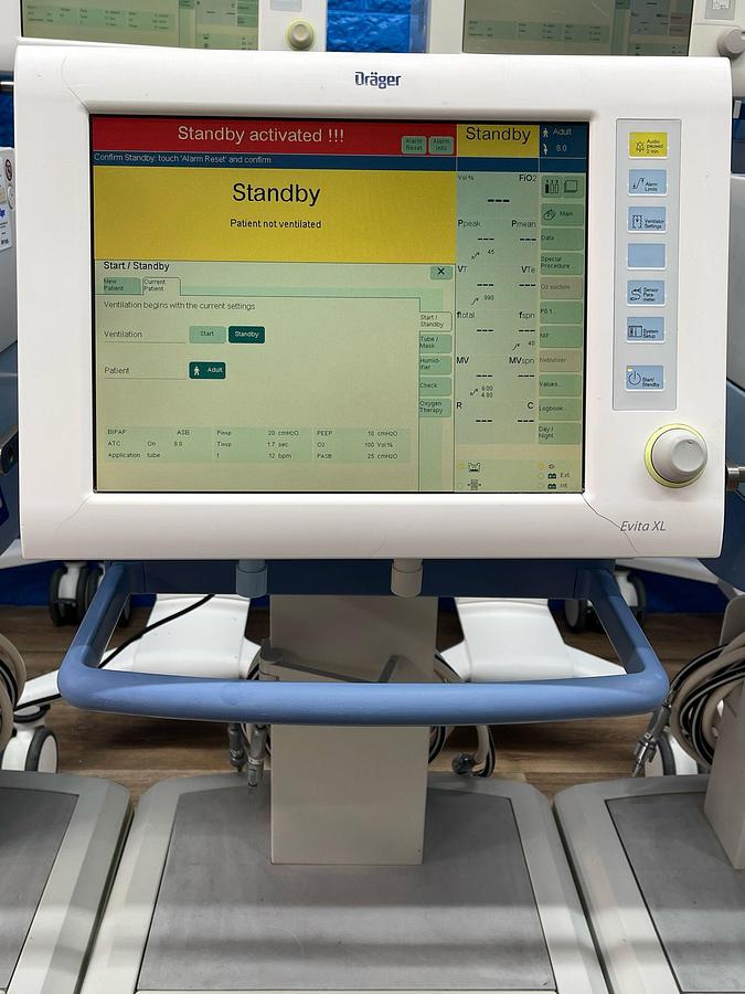 Used 9X Dräger Evita XL Ventilator