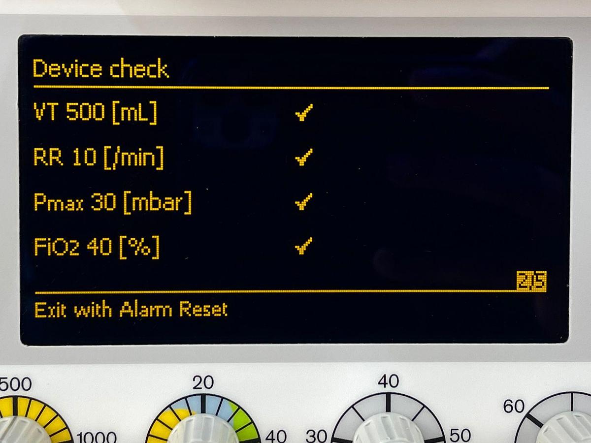 Used Dräger Oxylog 3000 Plus YOM: 2015
