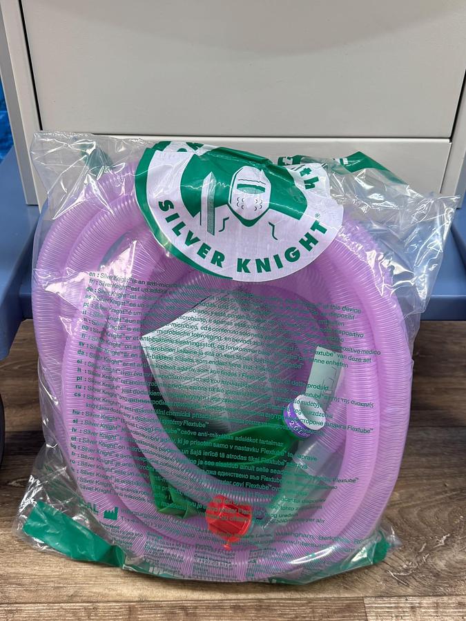 Used Dräger Fabius Tiro YOM: 2011 SN: ASCC-0212 Include GE B650 Patient Monitor YOM: 2013 SN: SEW13244968HA With SPO2 & ECG Cables