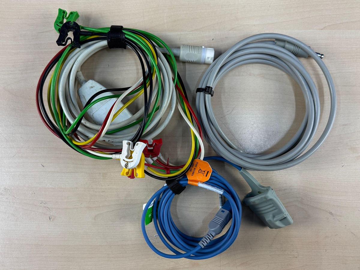 Used Philips MX 450 Patient Monitor  YOM: 2014