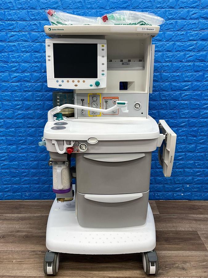 Used GE S/5 Datex-Ohmeda Anesthesia Machine (YOM: 2008)