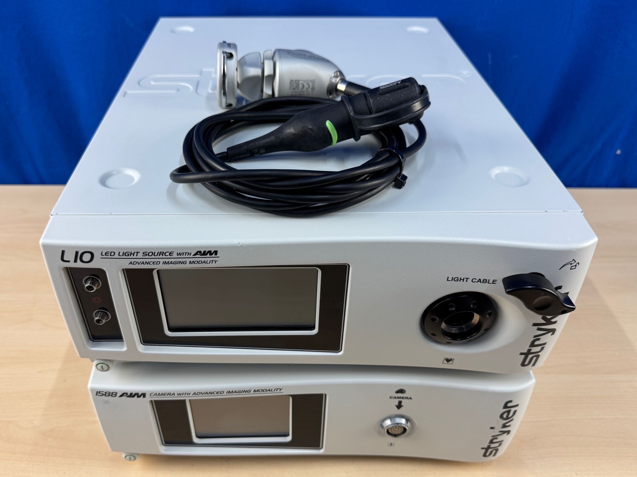 Used Stryker 1588 Processor  YOM: 2020  Stryker LIO LED Light Source With AIM YOM: 2018 Stryker 1588 Camera Head 
