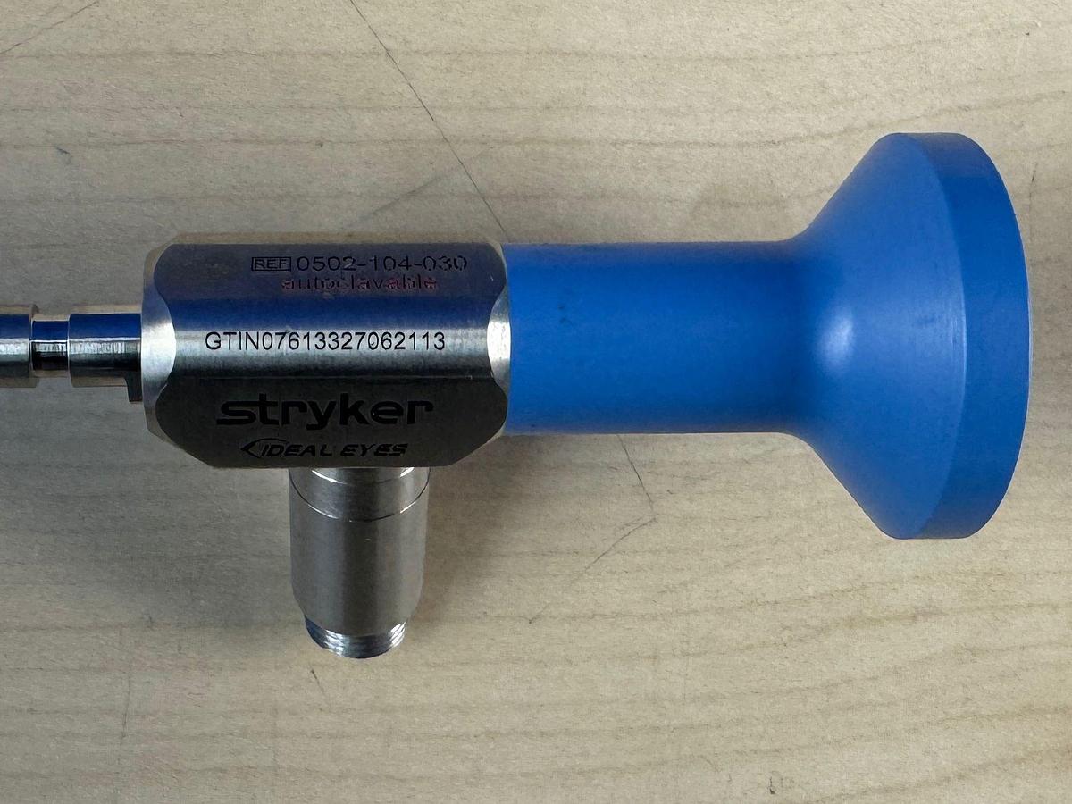 Used Stryker 4 mm 30° Ideal Eyes HD Autoclavable Arthroscope Optic REF: 0502-104-030