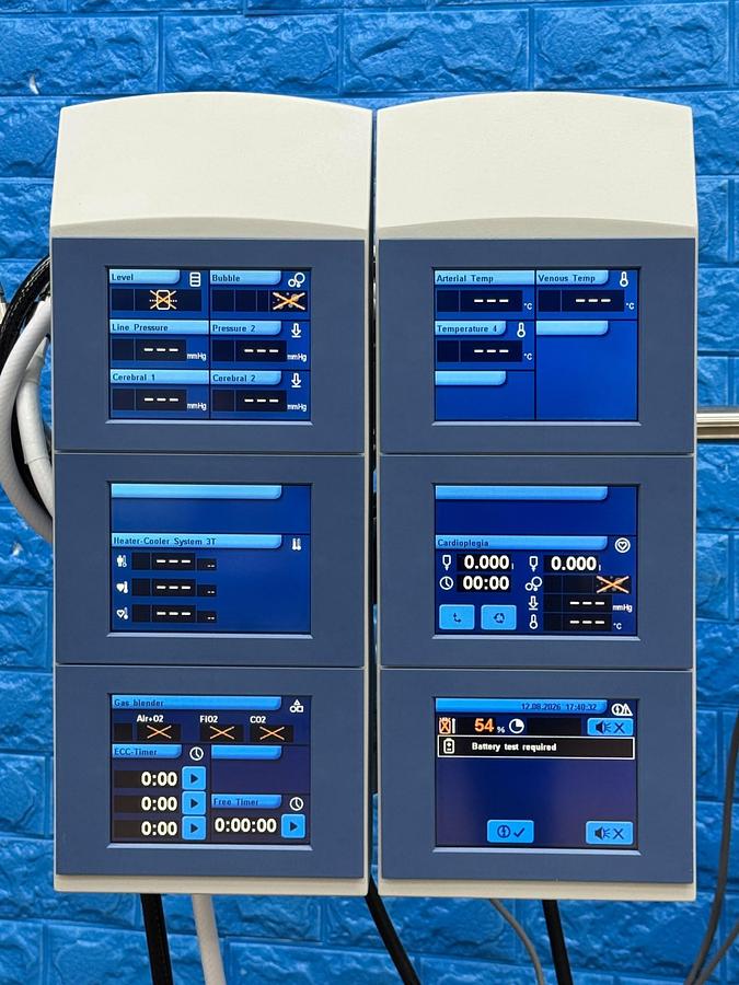 Used LivaNova Sorin Stockert S5 Heart Lung machine 2x S5 RP150 Pumps 2x S5 DRP85 Dual Pumps Sorin CP5 Sorin SP6 Bubble Detector SN: 28E03054 YOM: 2013