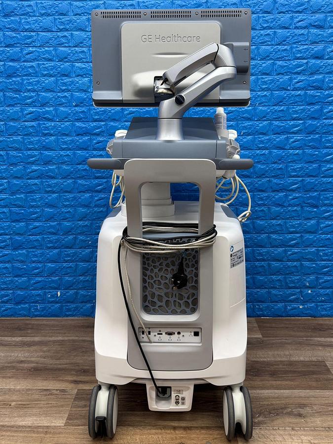 Used GE Voluson E8 Ultrasound YOM: 2020