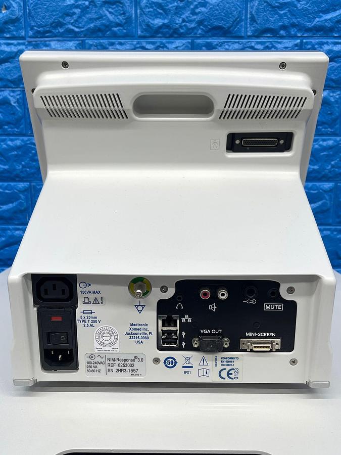 Used Medtronic NIM-Response 3.0 Includ Medtronic NIM-Response 3.0 REF: 8253200
