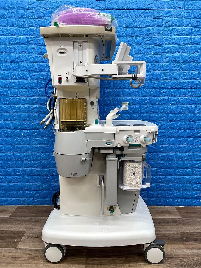 Used GE Datex-Ohmeda S/5 Aespire PSV Pro YOM: 2010