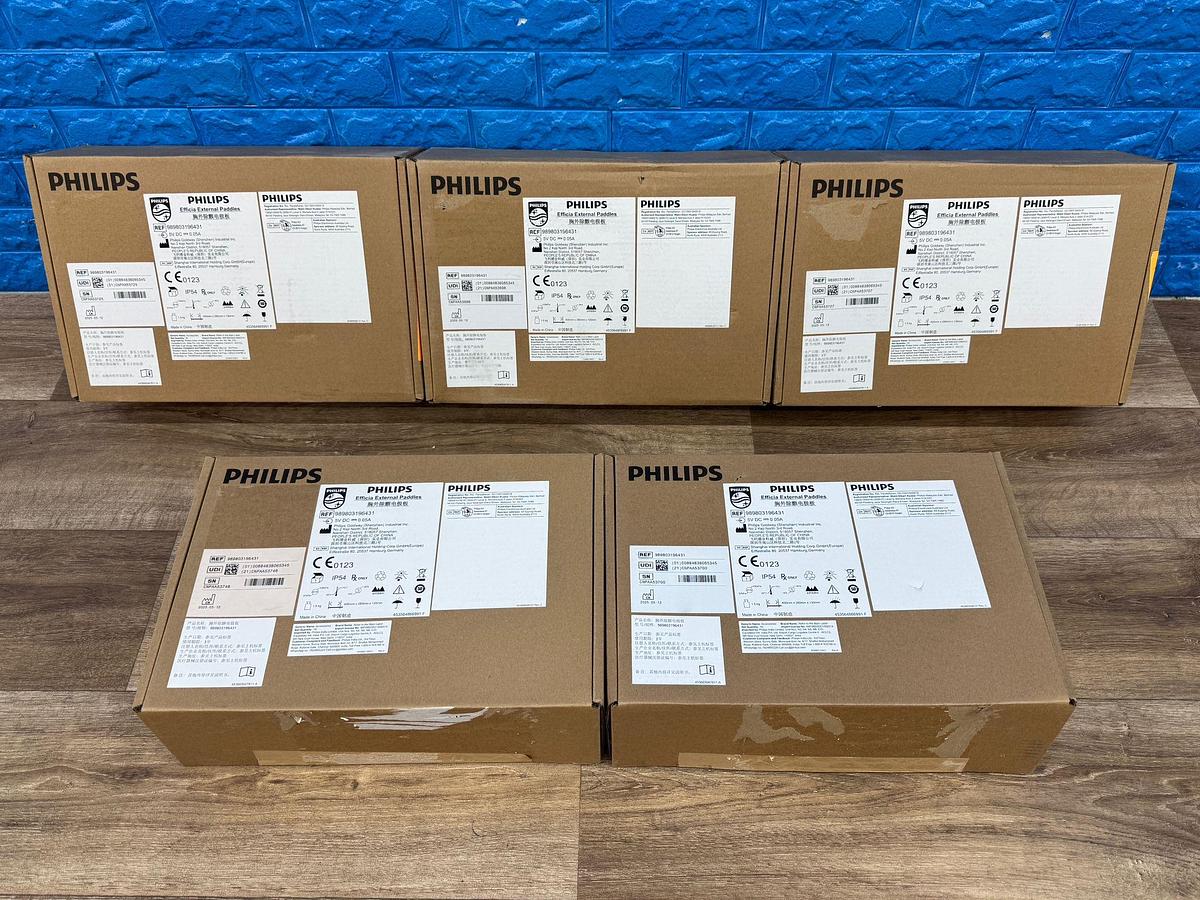 Used Philips Efficia External Paddles  Reference: 989803196431 YOM: 2025 -5 Units