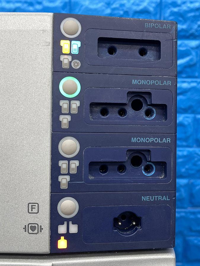 Used Erbe VIO 300D Includes Foot Switch, Erbe IES 2 Pump and ERBE user manual