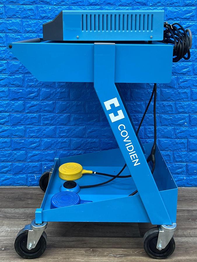 Used Covidien Force FX YOM: 2017 With Mono Polar and Bipolar Footswitch