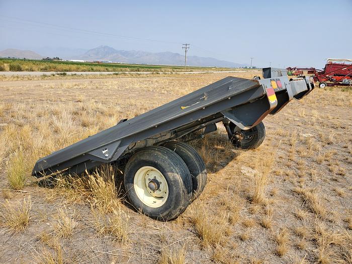 Used Massey Ferguson AC25 Accumulator