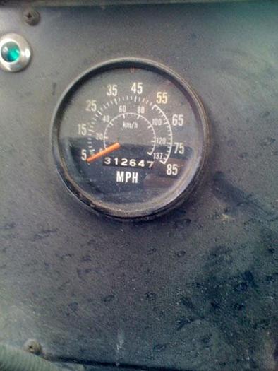 Used HB10405 International Straight 6x6 Chassis