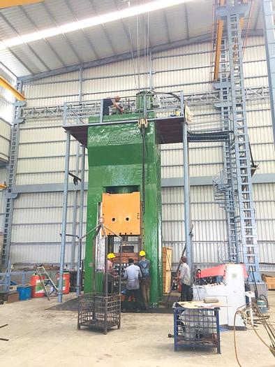Used 630 tons Press Extrusion Hydraulic SSP630 Lasco