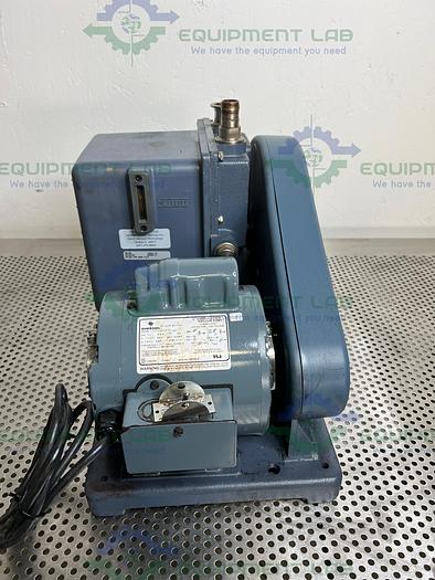 Used Welch  1402 DuoSeal Belt-Driven Rotary Vane Vacuum Pump 115/230V