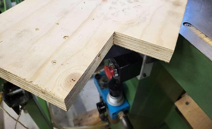 Used Düspohl Corner notching saw EA150