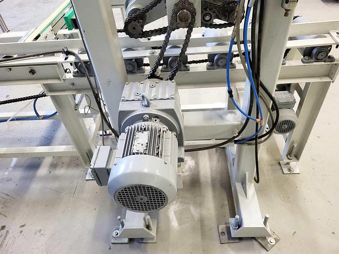 Used PINOMATIC Feeder with full mechanization for planing line.