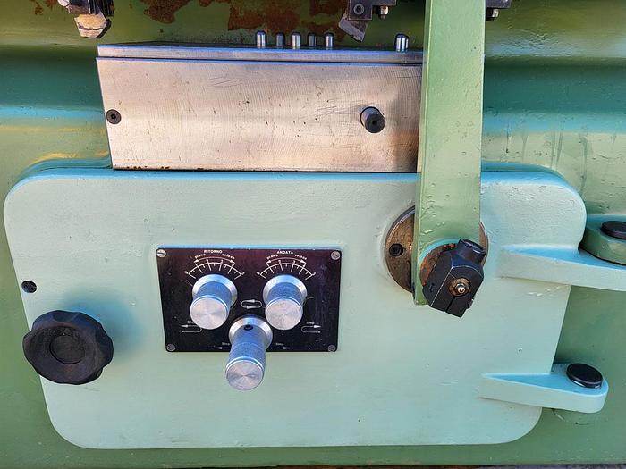 Used OMA 90 /A Automatic woodturning machine